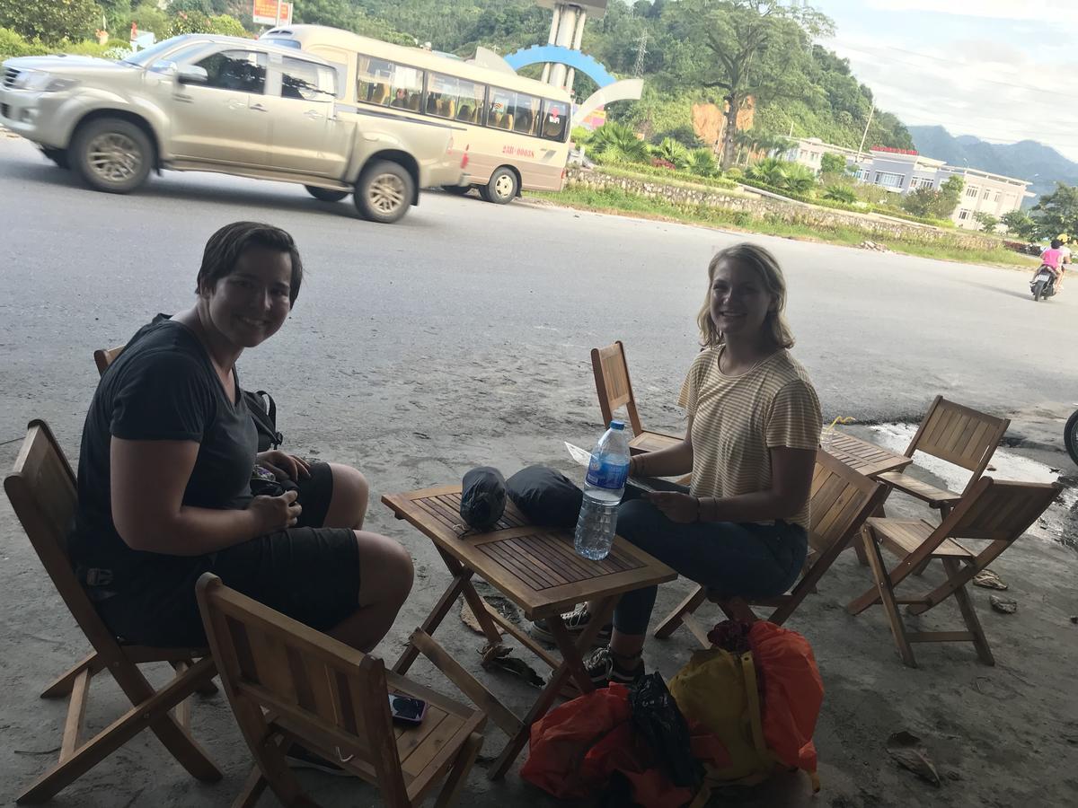 Central Backpackers Hostel Ha Giang Luaran gambar