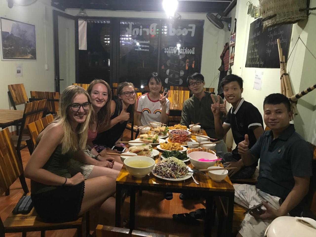 Central Backpackers Hostel Ha Giang Luaran gambar