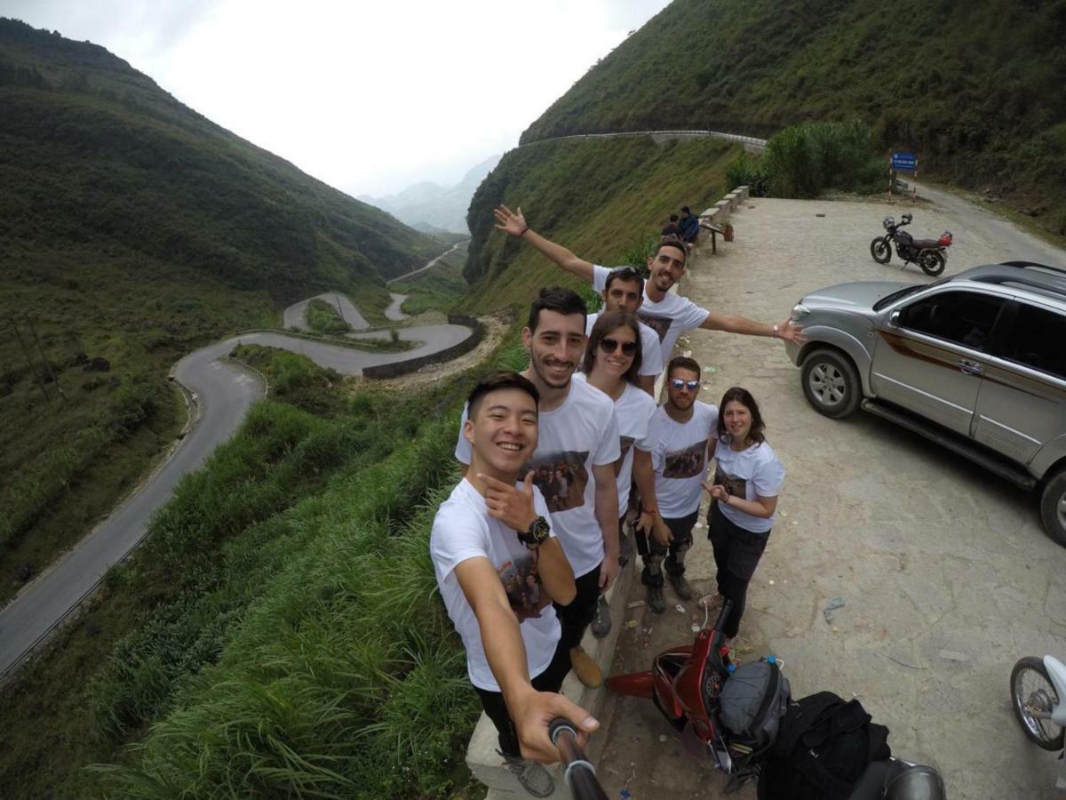 Central Backpackers Hostel Ha Giang Luaran gambar
