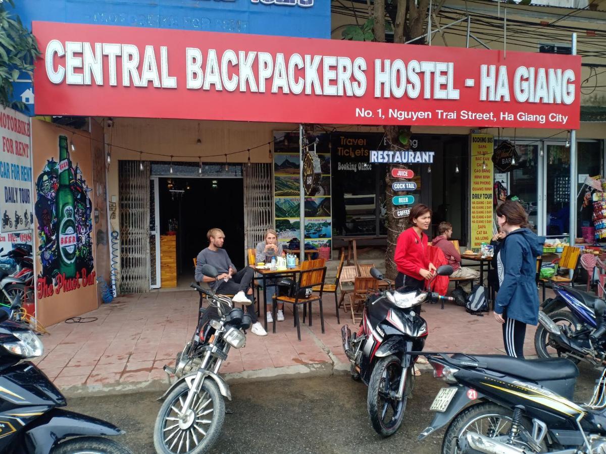 Central Backpackers Hostel Ha Giang Luaran gambar