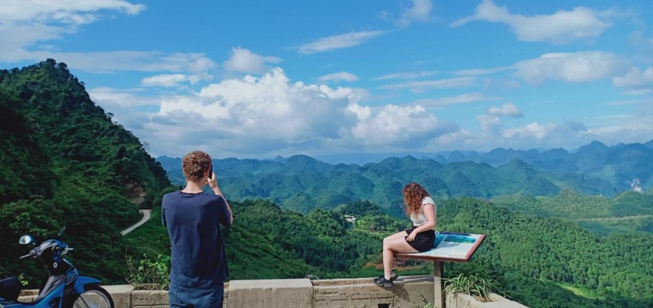 Central Backpackers Hostel Ha Giang Luaran gambar