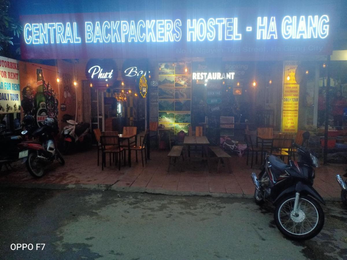 Central Backpackers Hostel Ha Giang Luaran gambar